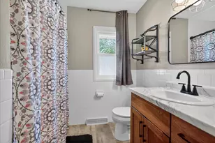 1029 Vandenburg St, Sun Prairie, WI 53590 - Photo 16