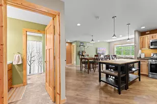 S5665 Devils Crown Dr, Baraboo, WI 53913 - Photo 6
