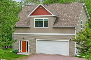 S5665 Devils Crown Dr, Baraboo, WI 53913 - Photo 2