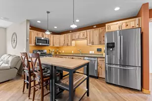 S5665 Devils Crown Dr, Baraboo, WI 53913 - Photo 8