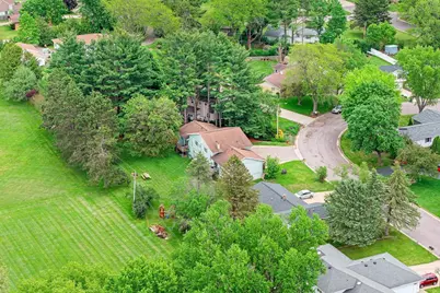 406 Amey Drive, Baraboo, WI 53913 - Photo 10
