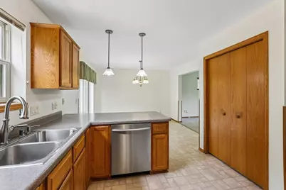 1001 Glacier Hill Drive, Madison, WI 53704 - Photo 20