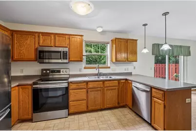 1001 Glacier Hill Drive, Madison, WI 53704 - Photo 24
