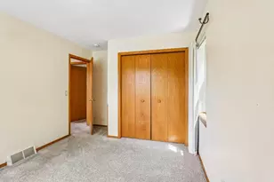 1001 Glacier Hill Dr, Madison, WI 53704 - Photo 38