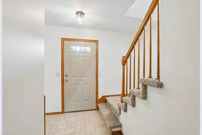1001 Glacier Hill Drive, Madison, WI 53704 - Photo 8