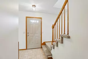 1001 Glacier Hill Dr, Madison, WI 53704 - Photo 8