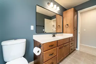 8215 Flagstone Dr, Madison, WI 53719 - Photo 30
