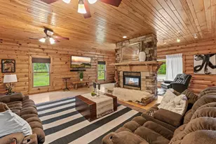 S2025 Park Ln, Reedsburg, WI 53959 - Photo 8