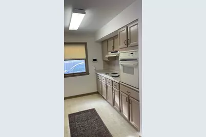 4406 Jay Drive, Madison, WI 53704 - Photo 10