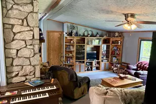 18571 Hilltop Rd, Sparta, WI 54656 - Photo 10