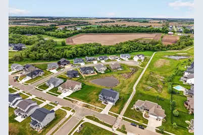 2260 Lonnie Lane, Sun Prairie, WI 53590 - Photo 24