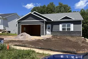 636 Lakeview Ave, Merrimac, WI 53561 - Photo 2