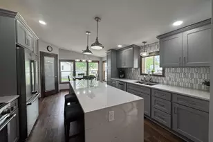 446 Arbor Dr, Juneau, WI 53039 - Photo 10