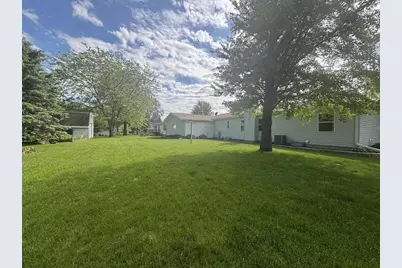 446 Arbor Drive, Juneau, WI 53039 - Photo 4