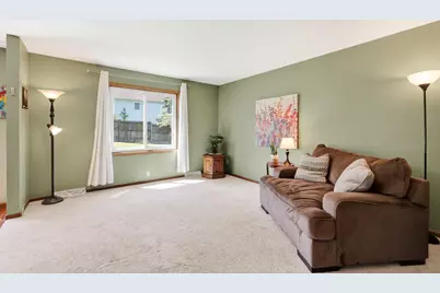 21 S Bartelt Court, Madison, WI 53704 - Photo 2