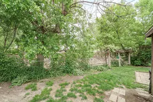 320 S Pearl St, Janesville, WI 53548 - Photo 4