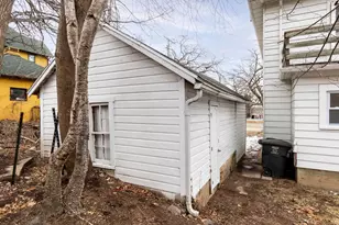 616 S Page St, Stoughton, WI 53589 - Photo 28