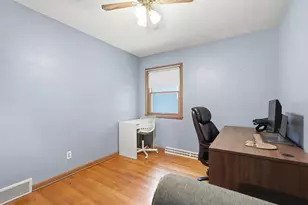 549 N Main St, Cottage Grove, WI 53527 - Photo 26