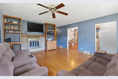 549 N Main Street, Cottage Grove, WI 53527 - Photo 12