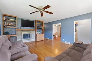 549 N Main St, Cottage Grove, WI 53527 - Photo 12