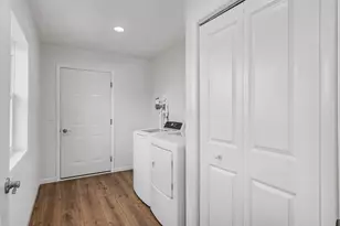 702 Eisenhower St, Baraboo, WI 53913 - Photo 28