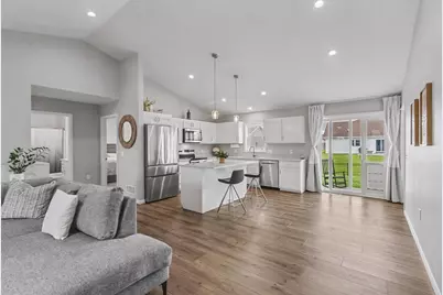 702 Eisenhower Street, Baraboo, WI 53913 - Photo 6
