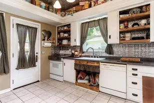 126 Jefferson Ave, Janesville, WI 53545 - Photo 36