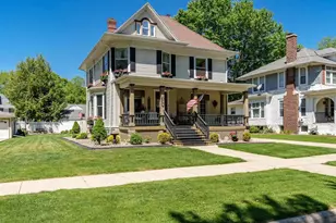 126 Jefferson Ave, Janesville, WI 53545 - Photo 2