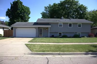 2418 Wesley Avenue, Janesville, WI 53545 - Photo 6