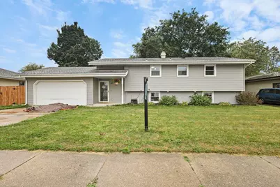 2418 Wesley Avenue, Janesville, WI 53545 - Photo 2