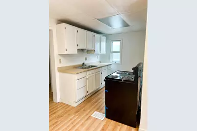 225 S Marr Street, Fond du Lac, WI 54935 - Photo 6