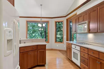 1300 Kings Lynn Road, Stoughton, WI 53589 - Photo 10