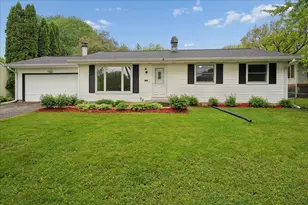 1606 Frisch Rd, Madison, WI 53711 - Photo 2