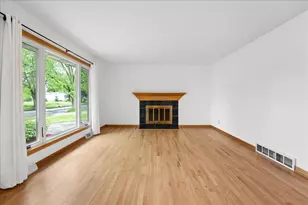 1606 Frisch Rd, Madison, WI 53711 - Photo 10