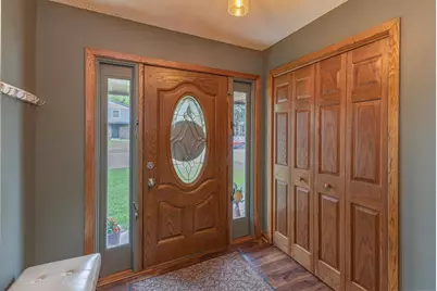815 Westwood Drive, Onalaska, WI 54650 - Photo 4