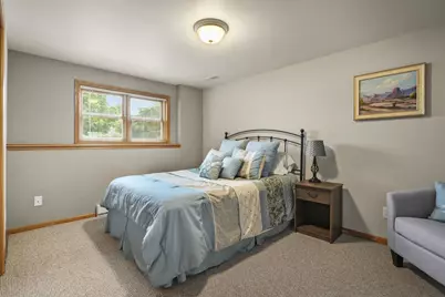 605 Prairie Hills Drive, Ridgeville, WI 53533 - Photo 34