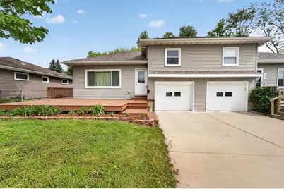 203 Fairview Court, Waunakee, WI 53597 - Photo 1