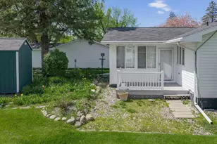 612 Grove St, Mauston, WI 53948 - Photo 12