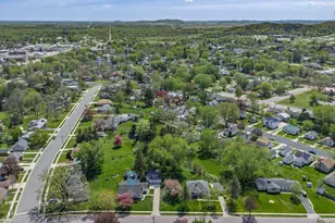 612 Grove St, Mauston, WI 53948 - Photo 16