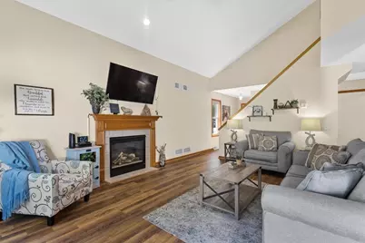 5608 Osborn Drive, Mcfarland, WI 53558 - Photo 4
