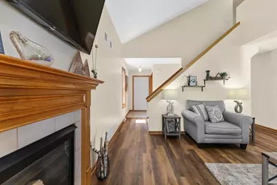 5608 Osborn Drive, Mcfarland, WI 53558 - Photo 4