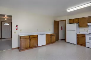 10266 N Amber Trail, Edgerton, WI 53534 - Photo 8