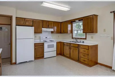 10266 N Amber Trail, Edgerton, WI 53534 - Photo 6