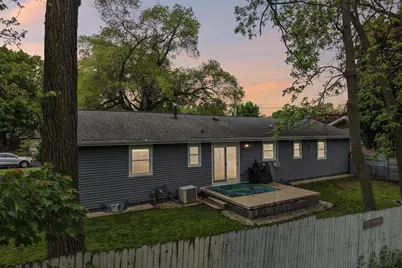 105 W Slifer Street, Portage, WI 53901 - Photo 2