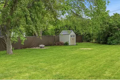 2009 Portage Road, Madison, WI 53704 - Photo 34