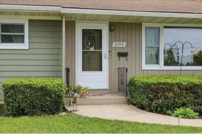 2009 Portage Road, Madison, WI 53704 - Photo 2