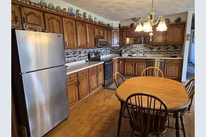 812 Pattee Drive, Waupun, WI 53963 - Photo 8