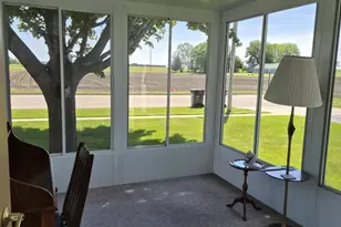 812 Pattee Dr, Waupun, WI 53963 - Photo 12