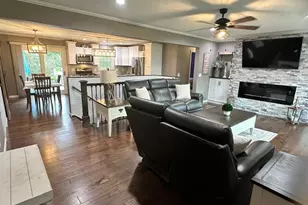 5594 Lavin Way, Waunakee, WI 53597 - Photo 10
