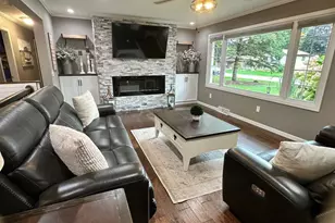 5594 Lavin Way, Waunakee, WI 53597 - Photo 4